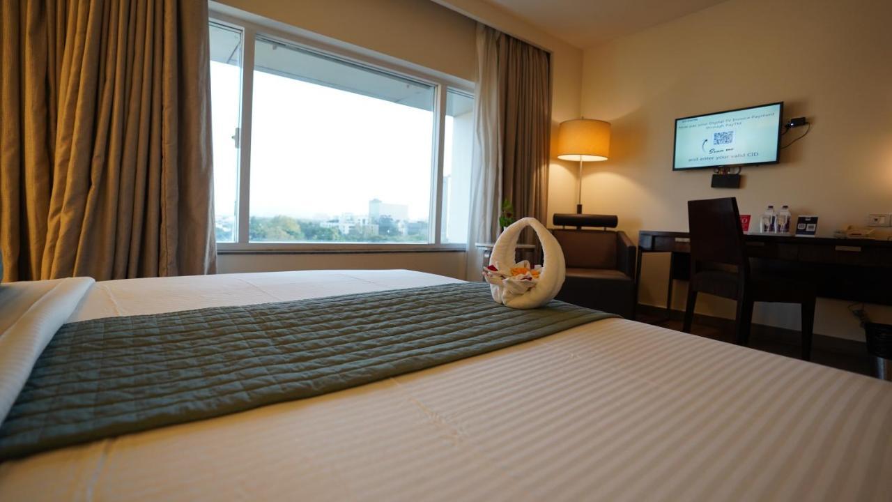 St Laurn Koregaon Park Pune Exterior photo