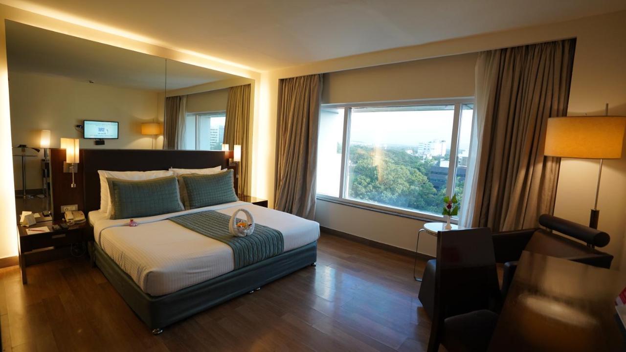 St Laurn Koregaon Park Pune Exterior photo