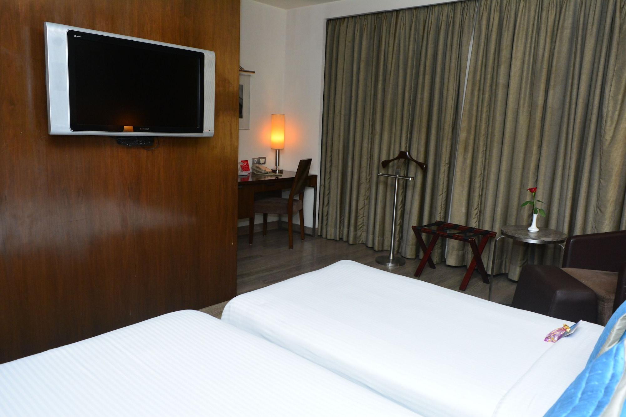 St Laurn Koregaon Park Pune Exterior photo