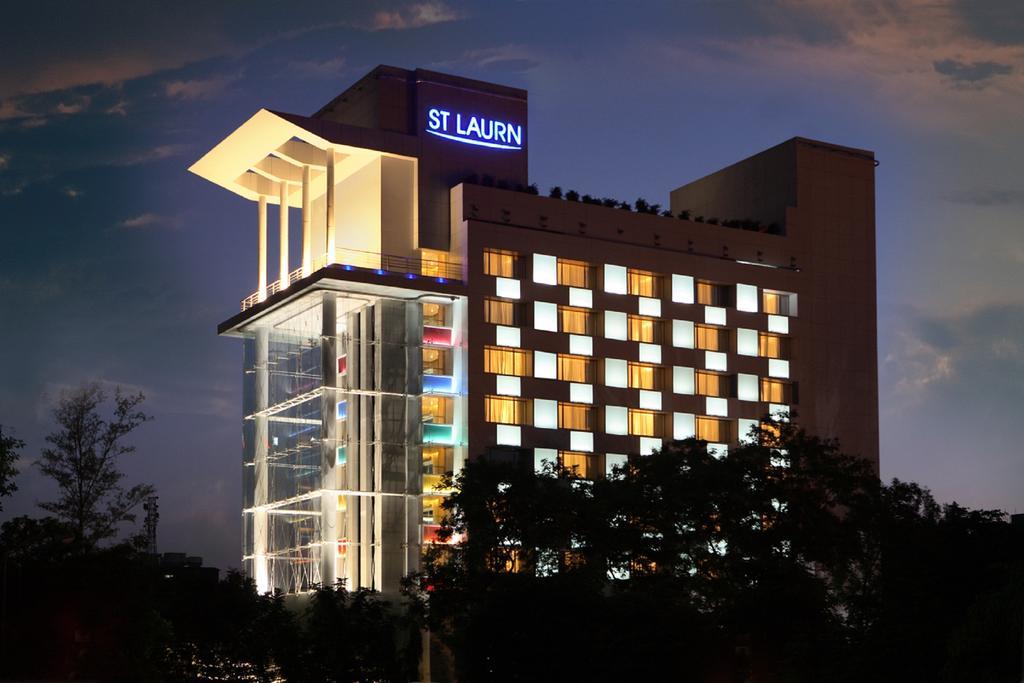 St Laurn Koregaon Park Pune Exterior photo